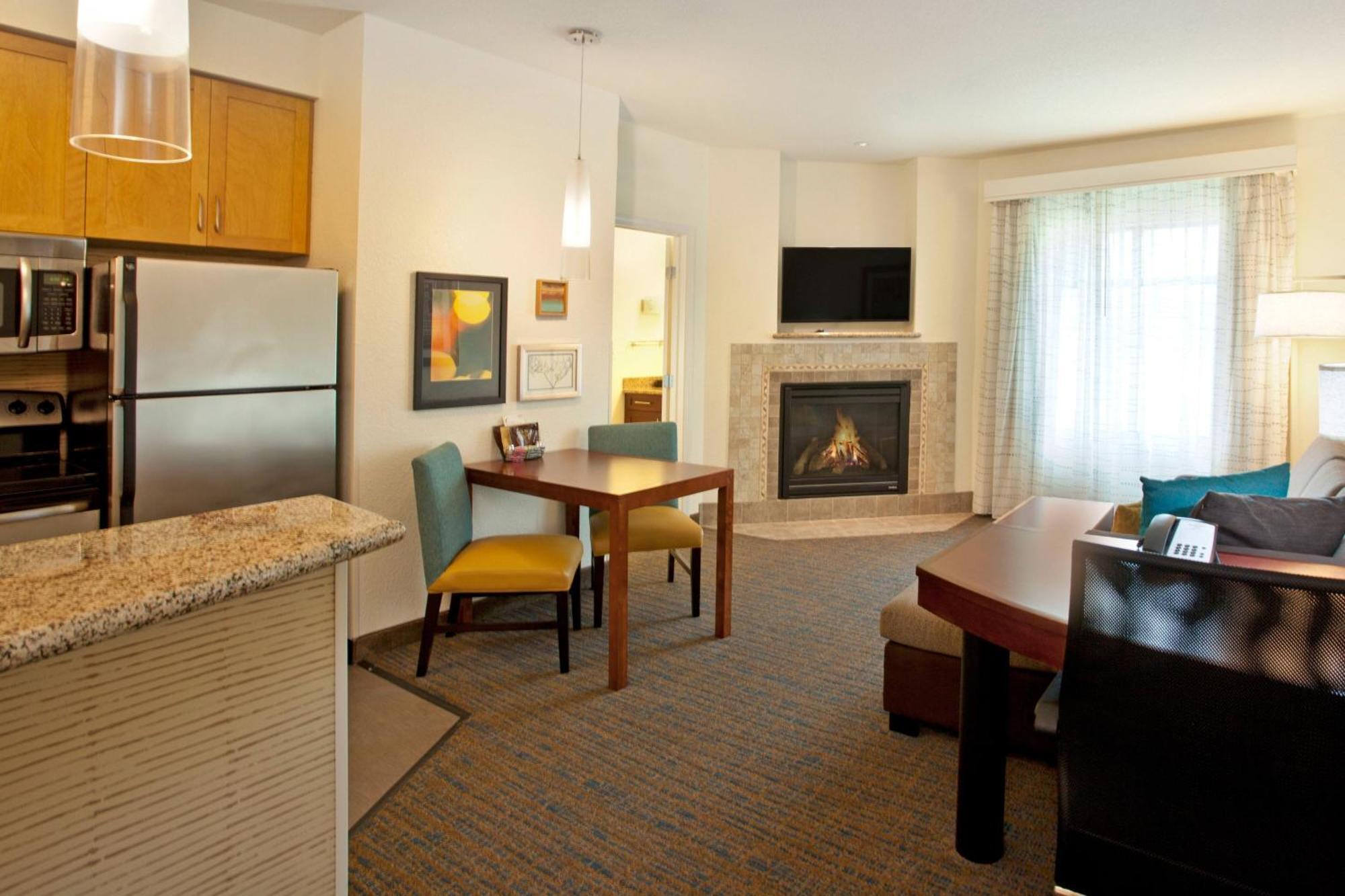 Residence Inn By Marriott Portland Airport At Cascade Station Bagian luar foto