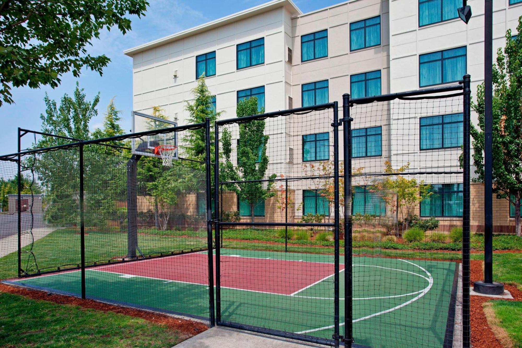 Residence Inn By Marriott Portland Airport At Cascade Station Bagian luar foto